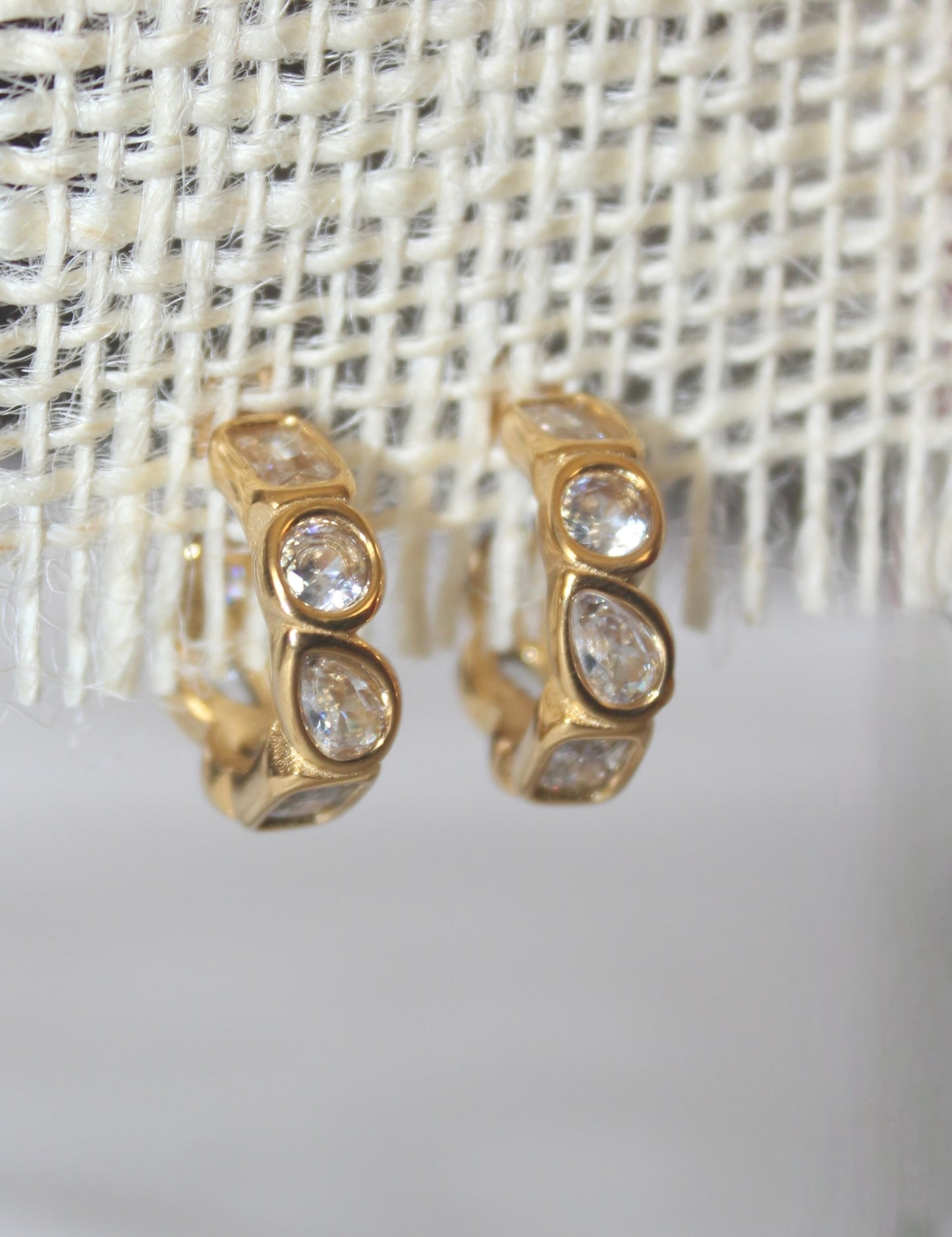 Lucy Hoops