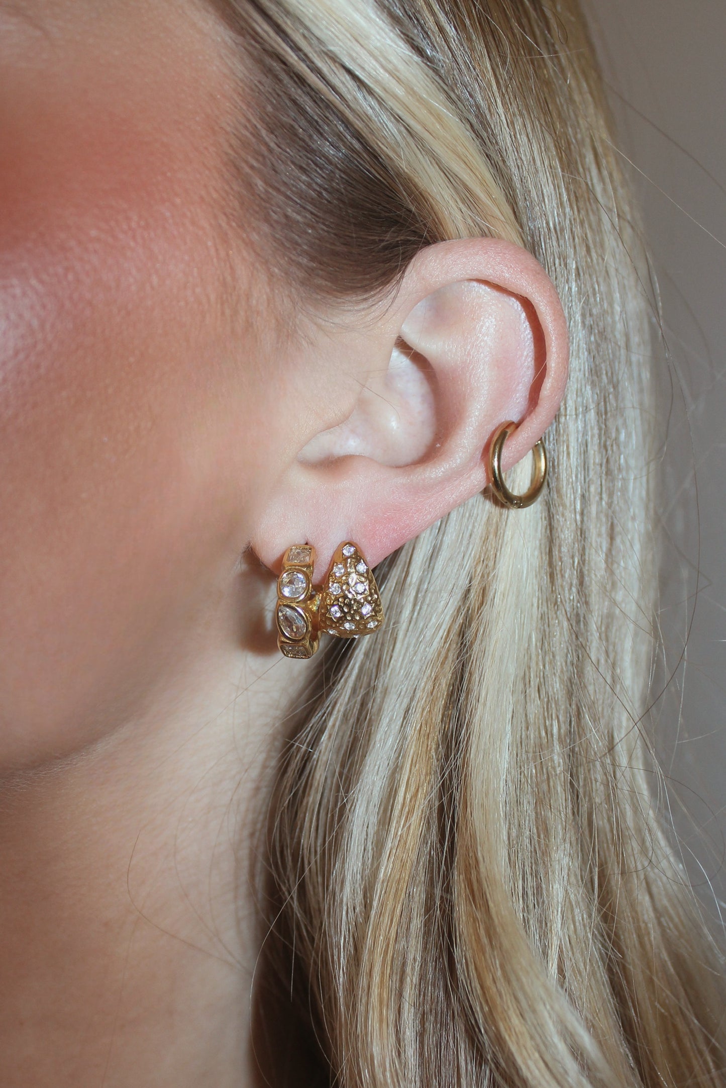 Donna Hoops